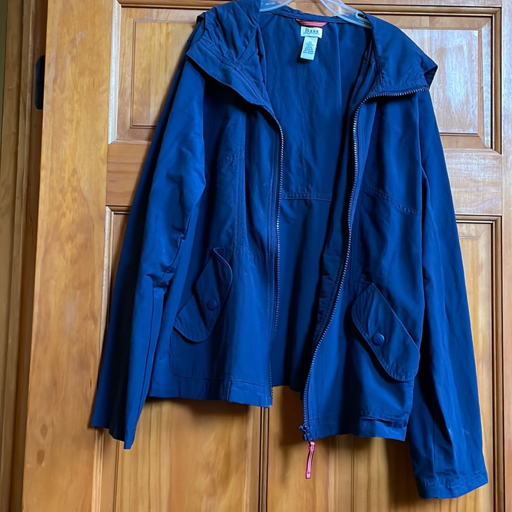 Boys Medium BASS Navy Blue Spring Jacket Hood